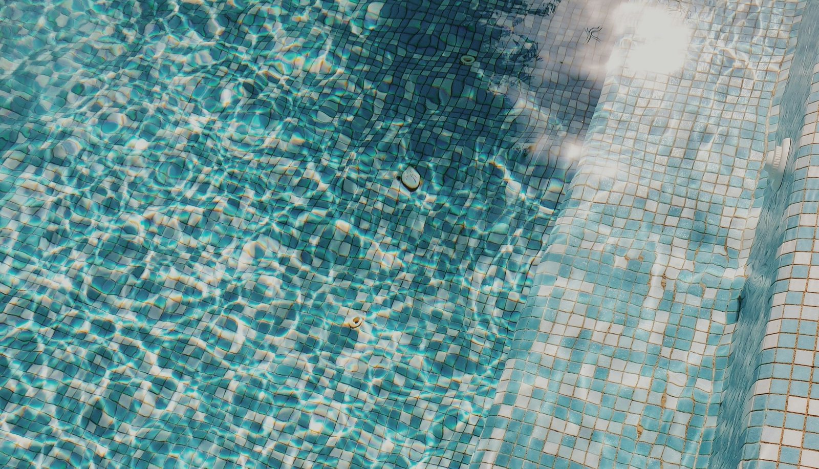 Tentang Bedji Oyo Pools